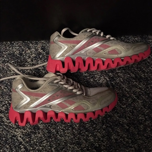 Reebok zig tech running shoes for women size 7 - Picture 4 of 8